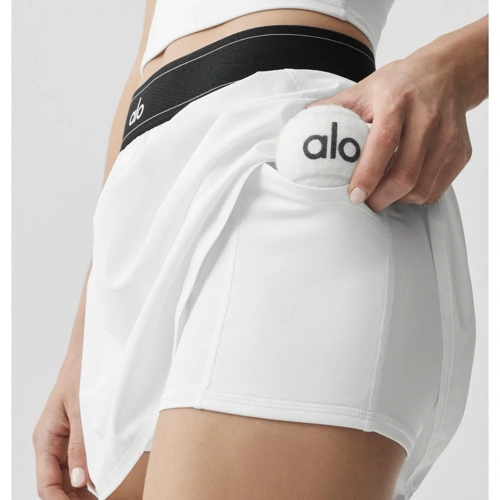ALO Yoga athletic mini